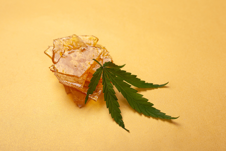 CBD-eriste - Mitä ovat CBD-tiivisteet | Buds for Buddies | Buds for Buddies