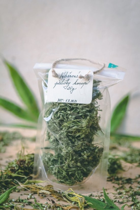 Dobre Konopi Hamppuyrtti CBD:llä - valikoituja silmuja, 20 g