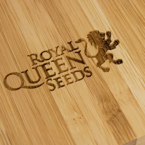 Royal Queen Seeds Magnetic Bamboo Rolling Tray